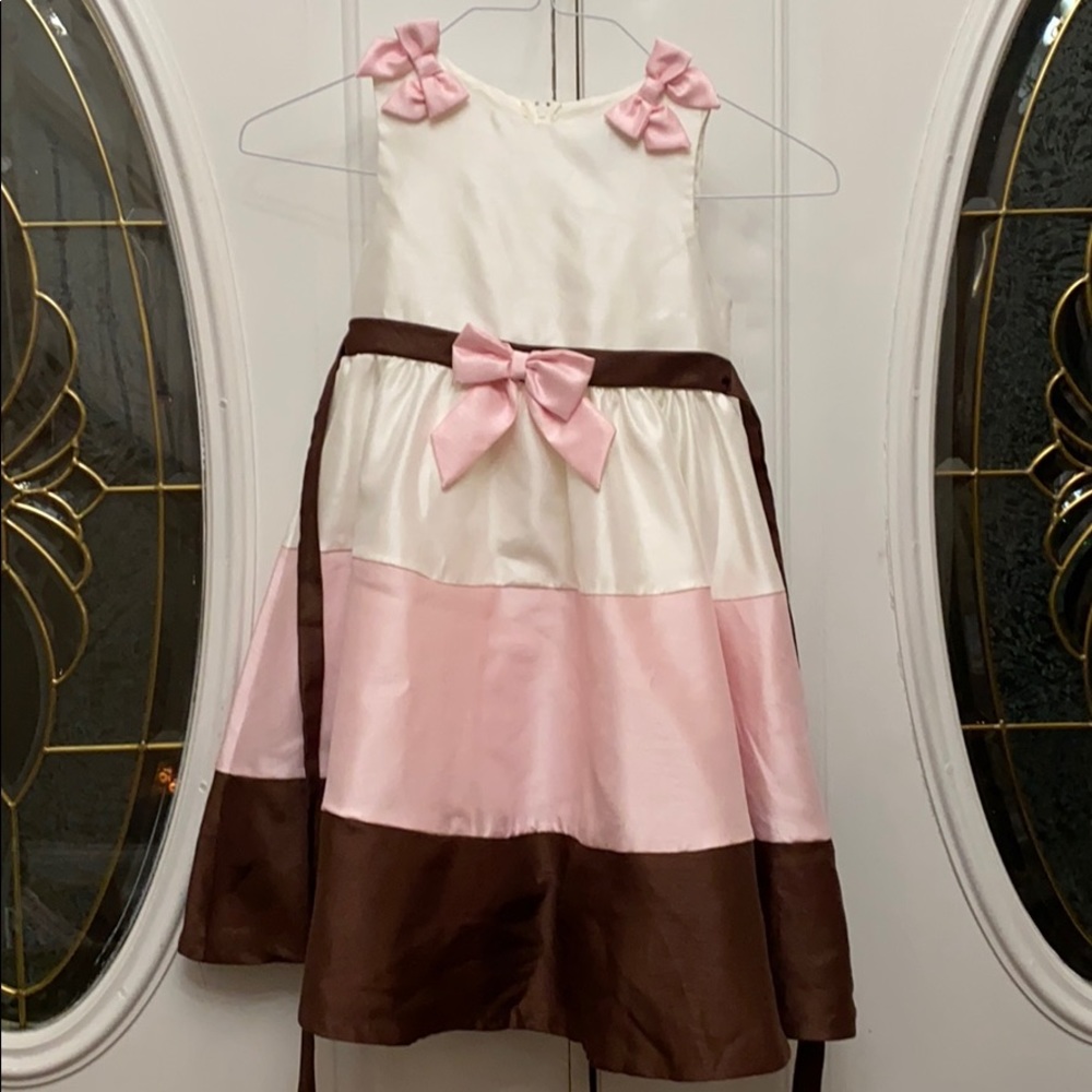 Rare, too formal dress pink brown and cream sz 6x